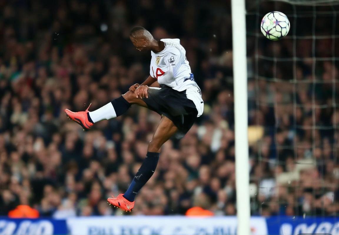 热刺vs埃弗顿：赛季初对决战术解析与关键瞬间回顾(图3)